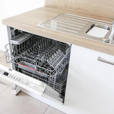 Lägenhet Wunderschoene, Helle 3-zi-whg Mit Grossem Balkon